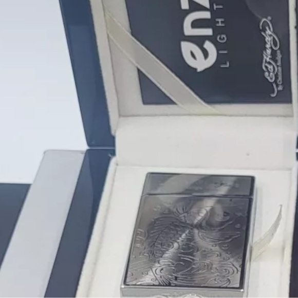 ED Hardy watch and stainless bracelet unisex new in box - Picture 8 of 9